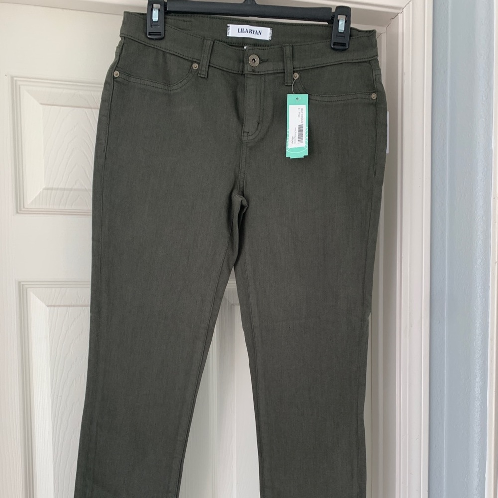 Brand New Olive Lila Ryan super skinny ankle jean